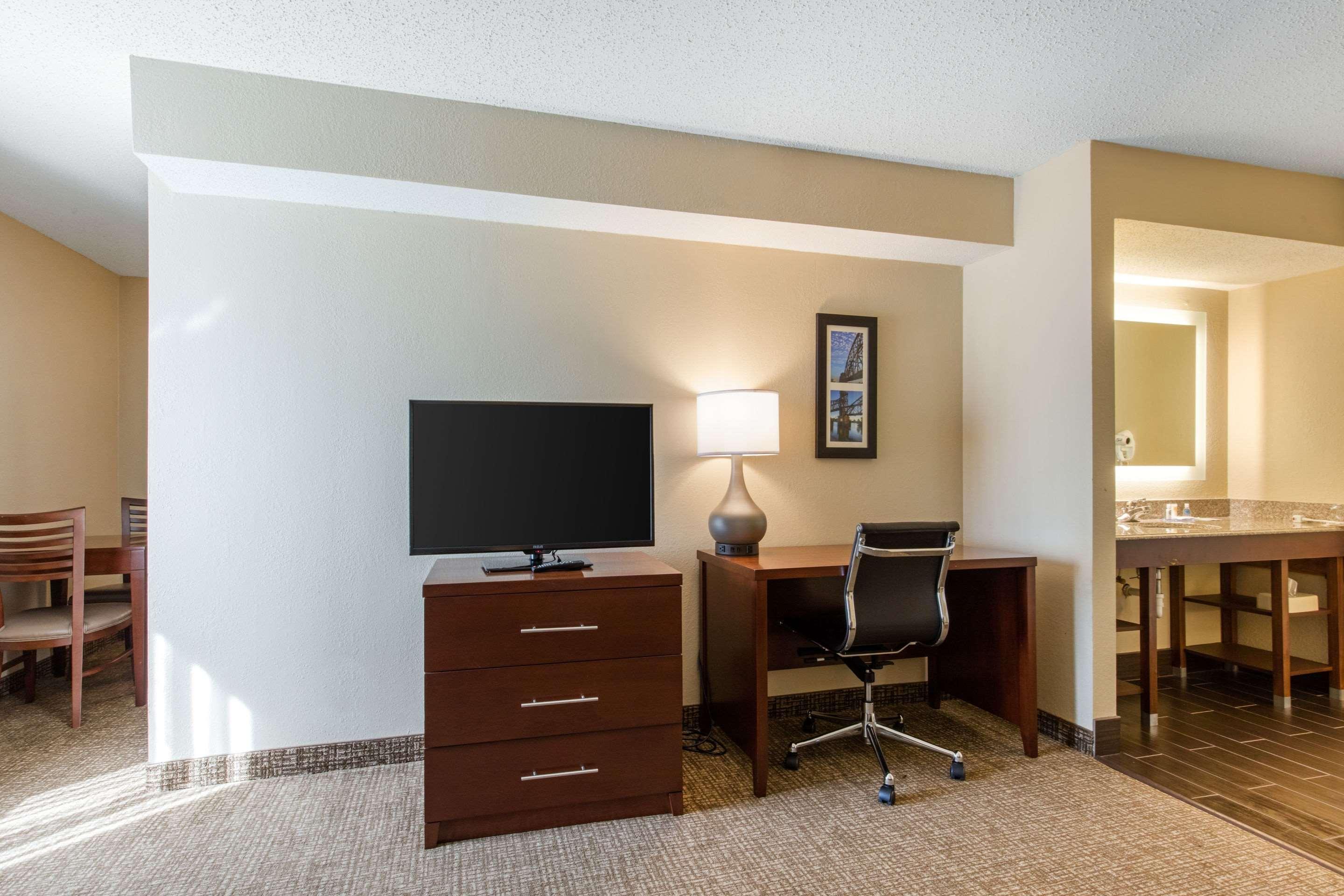 Comfort Inn & Suites Airport Little Rock Buitenkant foto