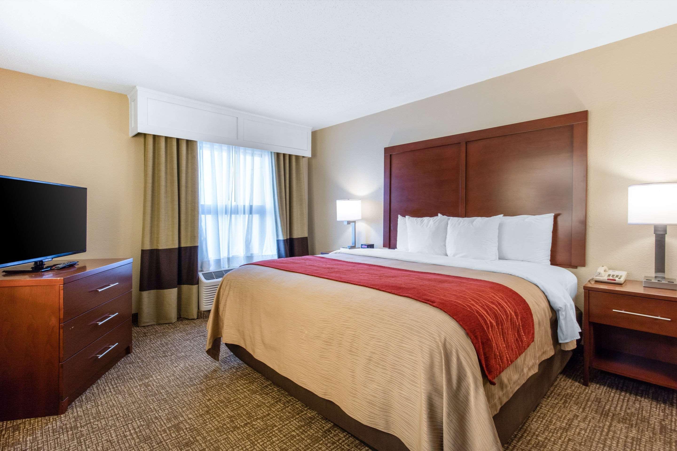 Comfort Inn & Suites Airport Little Rock Buitenkant foto