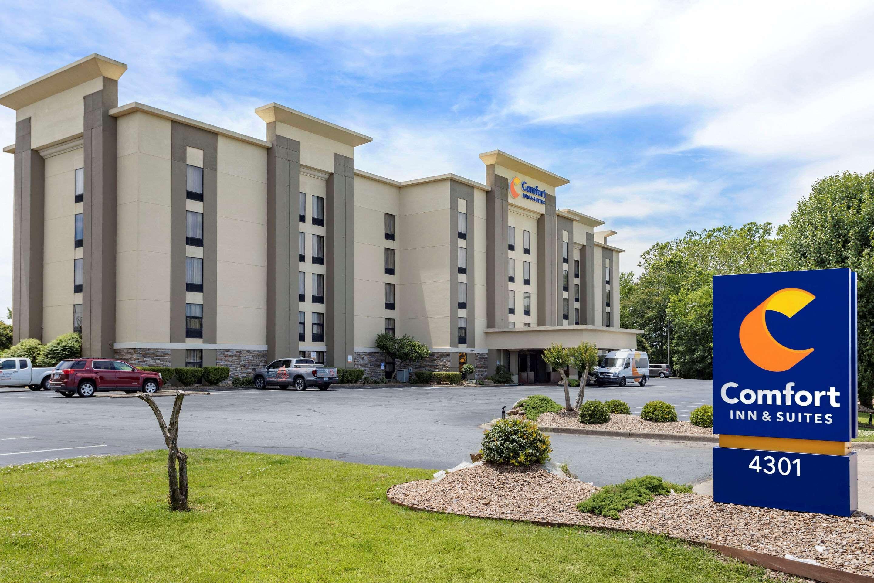 Comfort Inn & Suites Airport Little Rock Buitenkant foto