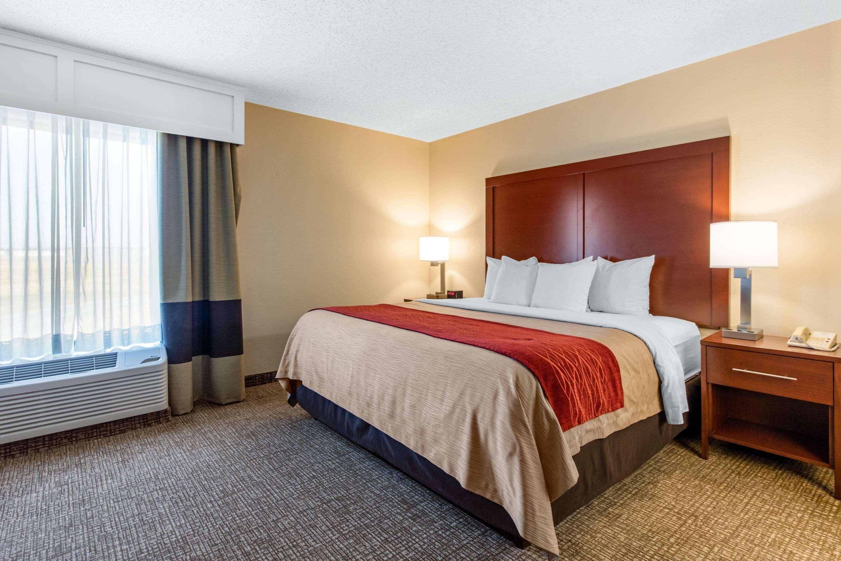 Comfort Inn & Suites Airport Little Rock Buitenkant foto