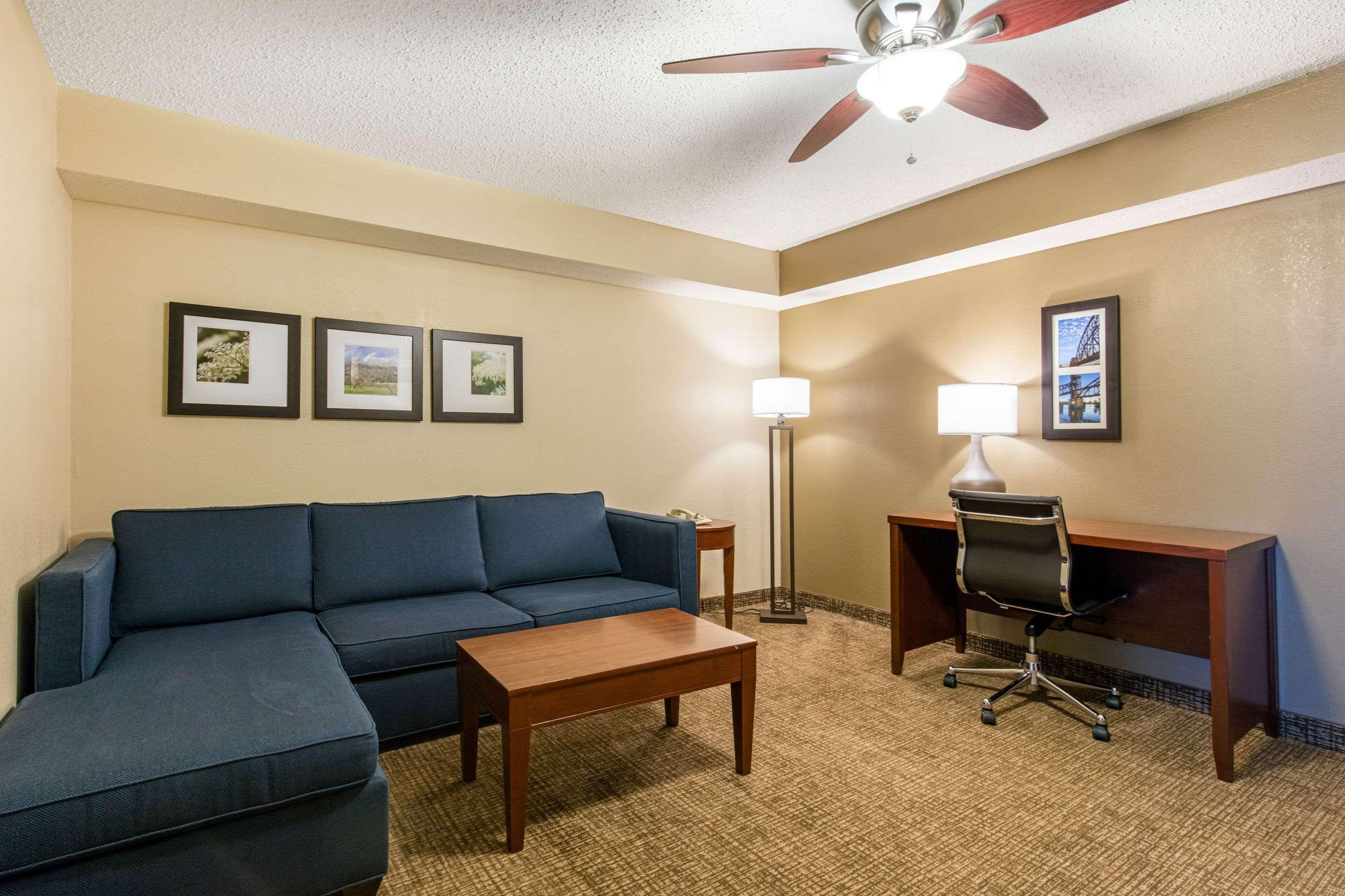 Comfort Inn & Suites Airport Little Rock Buitenkant foto